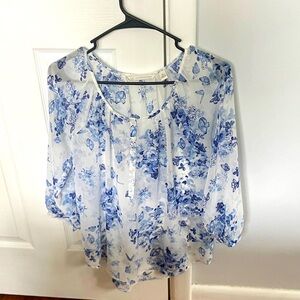 LC Lauren Conrad White and Blue Floral Blouse XS